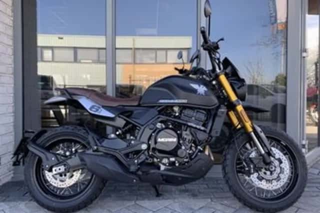 Moto Morini Seiemezzo SCR (2026) thumbnail 1