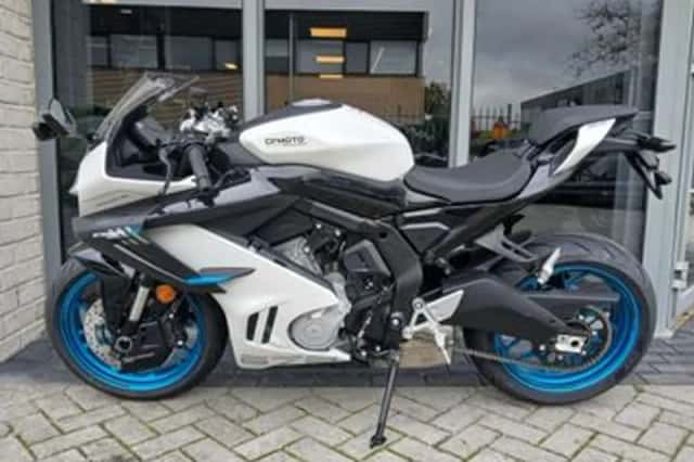 CFMoto 675SR-R (2026) thumbnail 4