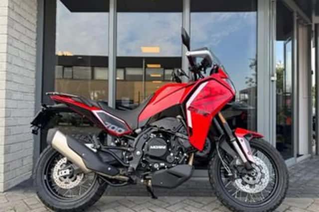 Moto Morini X-cape (2025) thumbnail 1
