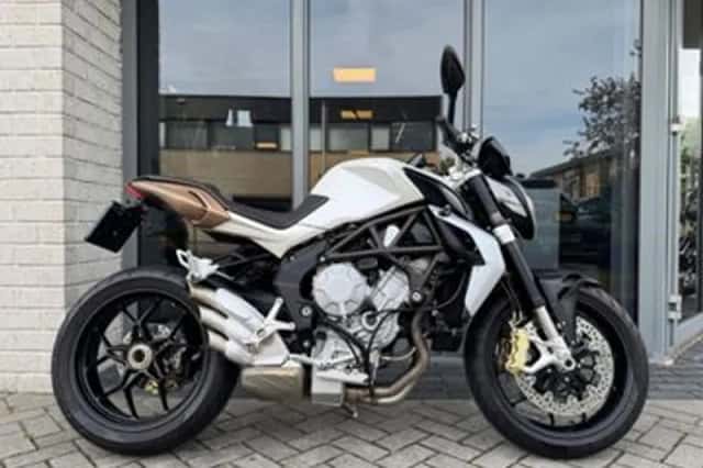 MV Agusta Brutale 675 (2012) thumbnail 1