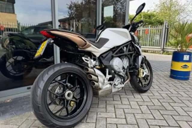 MV Agusta Brutale 675 (2012) thumbnail 3