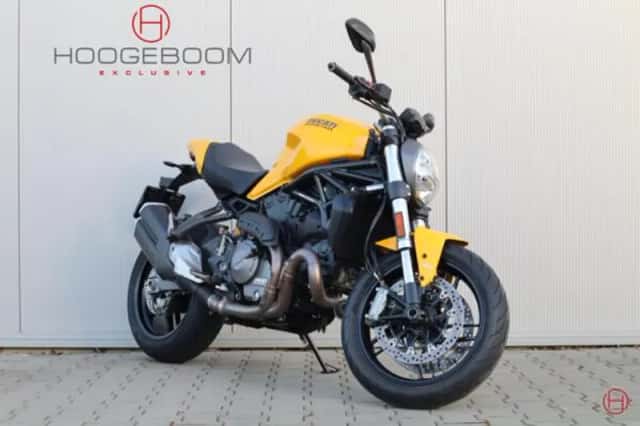 Ducati Monster 821 (2019) thumbnail 1