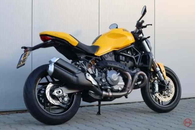Ducati Monster 821 (2019) thumbnail 4