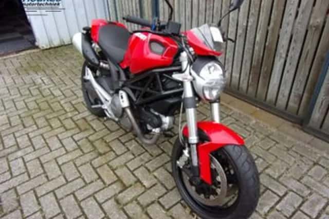 DUCATI MONSTER 696+ (2008) thumbnail 2