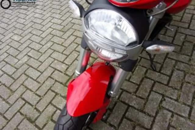 DUCATI MONSTER 696+ (2008) thumbnail 4