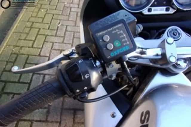 Suzuki GSF 1200 S BANDIT (2001) thumbnail 5