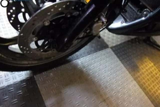 KAWASAKI GTR 1000 (1997) thumbnail 6