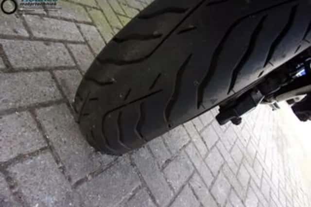 Suzuki V-STROM DL 1000 (2006) thumbnail 6