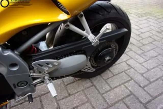 TRIUMPH DAYTONA T 595 (1997) thumbnail 5