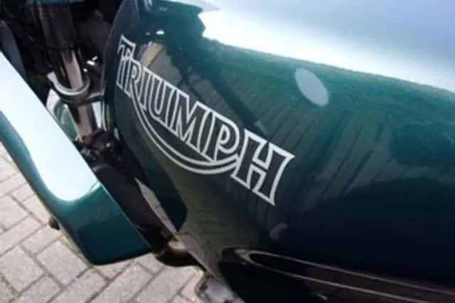 TRIUMPH TRIDENT 750 (1993) thumbnail 6