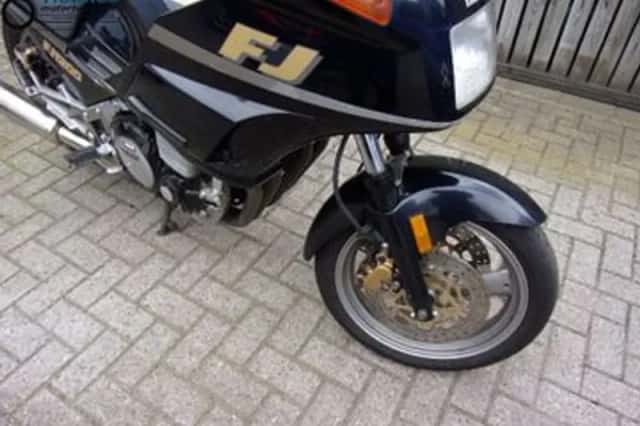 YAMAHA FJ 1200 (1989) thumbnail 3