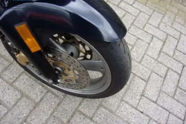YAMAHA FJ 1200 (1989) thumbnail 4