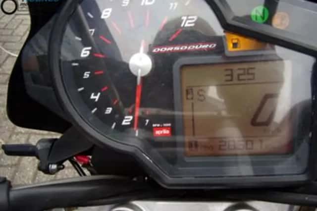 Aprilia Dorsoduro 750 (2008) thumbnail 6