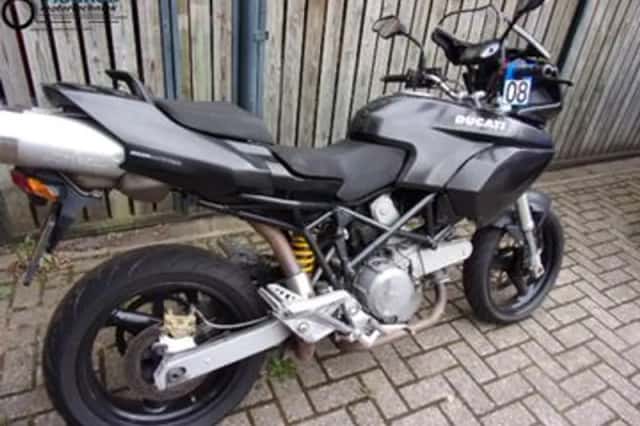 Ducati 620 Multistrada (2005) thumbnail 4