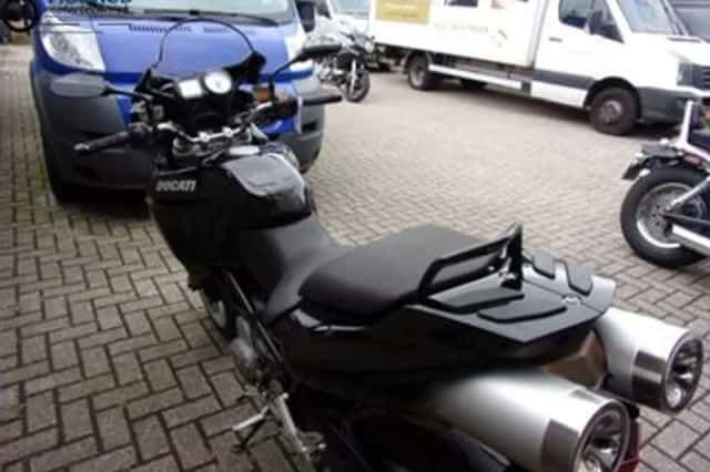 Ducati Multistrada 1000 DS (2004) thumbnail 6