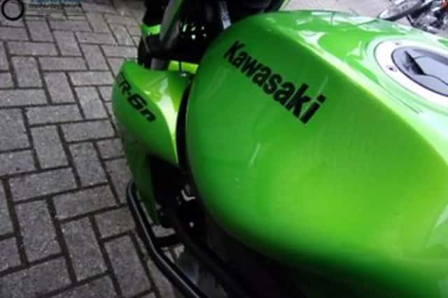 Kawasaki Er-6n (2007) thumbnail 5