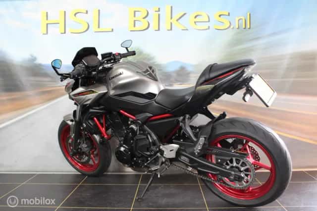 Kawasaki Z650 (2023) thumbnail 3