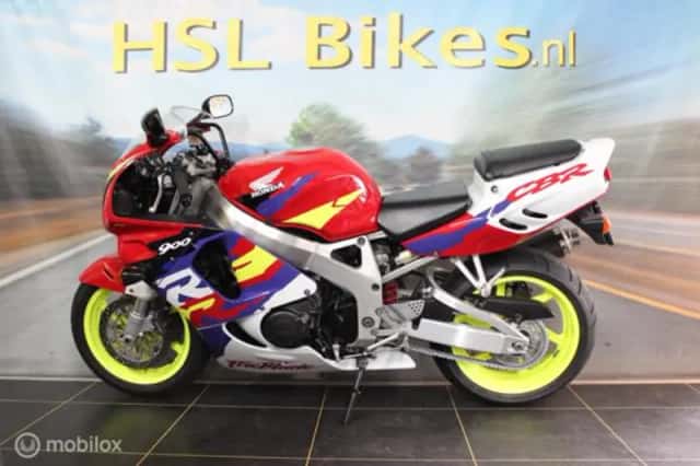 Honda CBR 900 RR Fireblade (1996) thumbnail 4