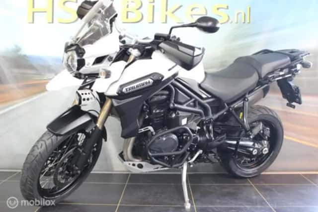 Triumph Tiger 1200 Explorer XC ABS (2015) thumbnail 2