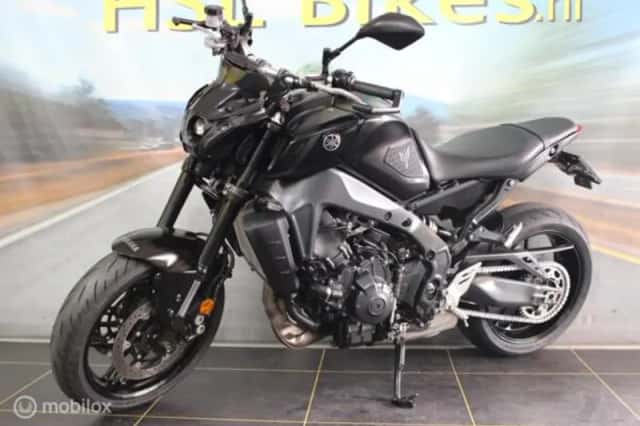 Yamaha MT-09 (2022) thumbnail 2