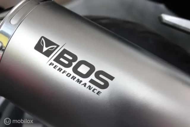 Honda VFR 1200 F (2011) thumbnail 3