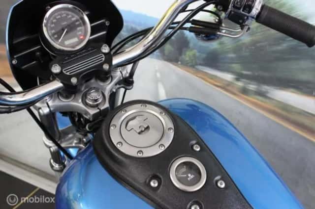 Harley-Davidson 88 FXD Dyna Super Glide (2005) thumbnail 3