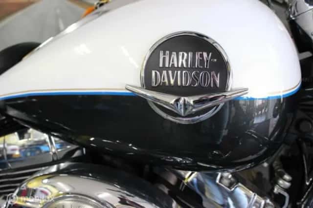 Harley-Davidson 96 FLHRC Road King Classic (2008) thumbnail 4
