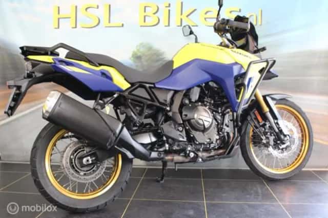 Suzuki 800 V-Strom DE (2023) thumbnail 4