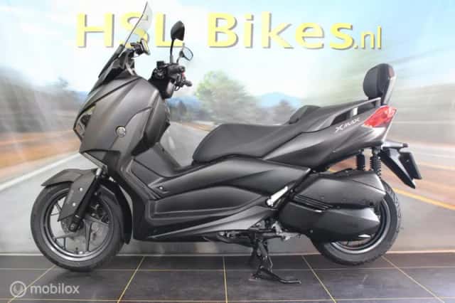 Yamaha X-MAX 300 (2022) thumbnail 5