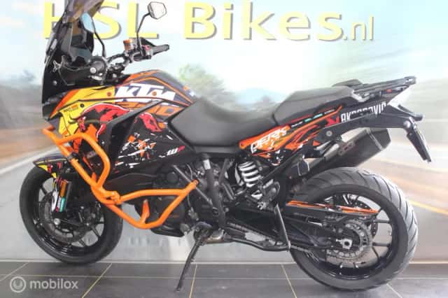 KTM 1290 Super Adventure (2019) thumbnail 6