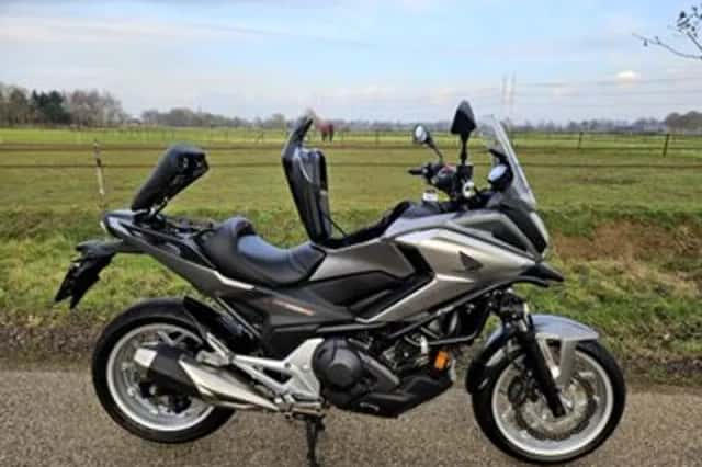 Honda NC 750 X DCT (2016) thumbnail 3