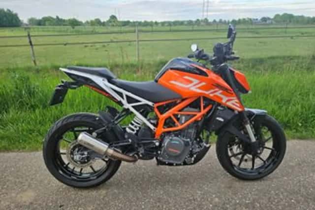 KTM 390 Duke (2019) thumbnail 4