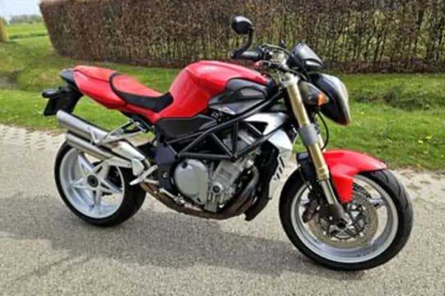 MV Agusta Brutale 750 (2006) thumbnail 1