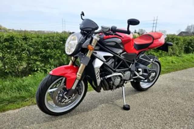 MV Agusta Brutale 750 (2006) thumbnail 3