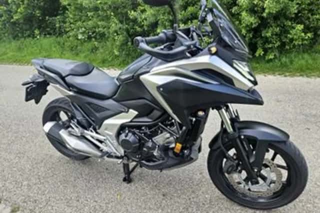 Honda NC750X (2022) thumbnail 2
