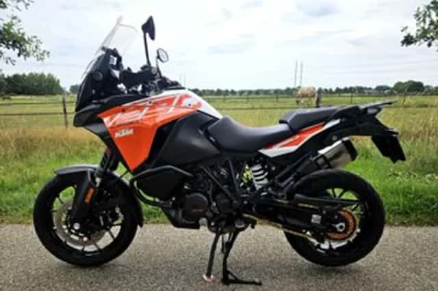 KTM 1290 Super Adventure (2017) thumbnail 4
