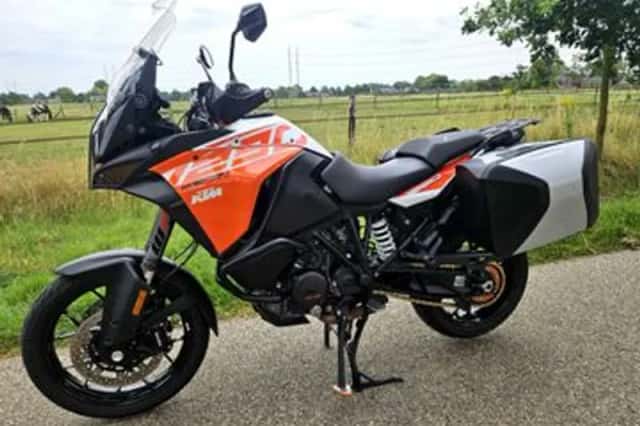KTM 1290 Super Adventure (2017) thumbnail 6