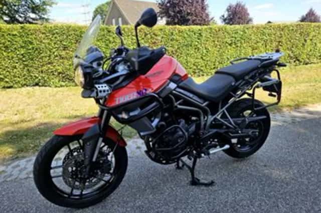 Triumph Tiger 800 XRX (2017) thumbnail 4