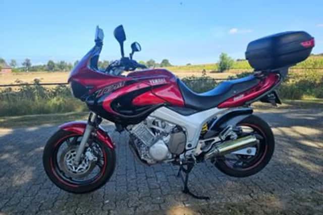Yamaha TDM 850 (2000) thumbnail 2