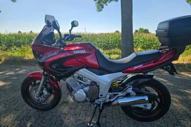 Yamaha TDM 850 (2000) thumbnail 3