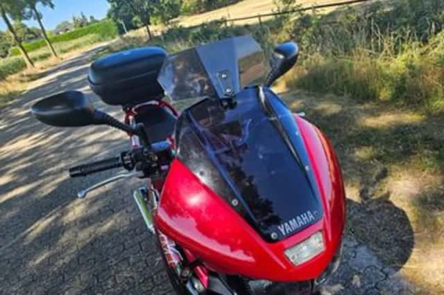 Yamaha TDM 850 (2000) thumbnail 4