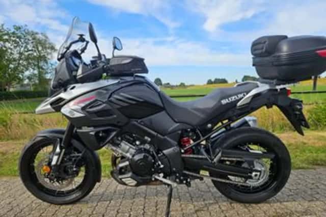 Suzuki V-Strom 1000 (2017) thumbnail 2