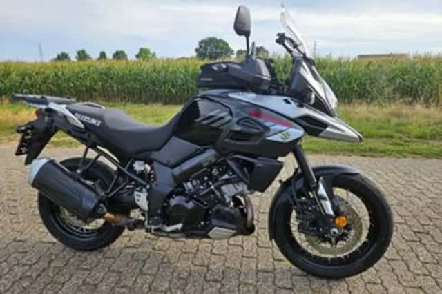 Suzuki V-Strom 1000 (2017) thumbnail 3