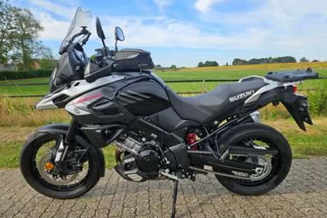 Suzuki V-Strom 1000 (2017) thumbnail 4
