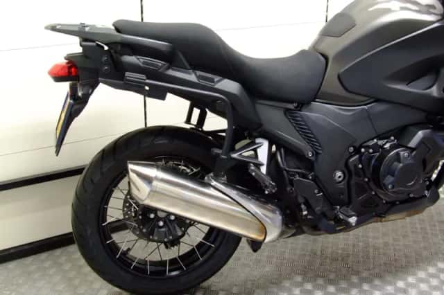 Honda VFR1200 (2014) thumbnail 3