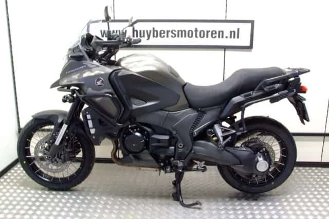 Honda VFR1200 (2014) thumbnail 5