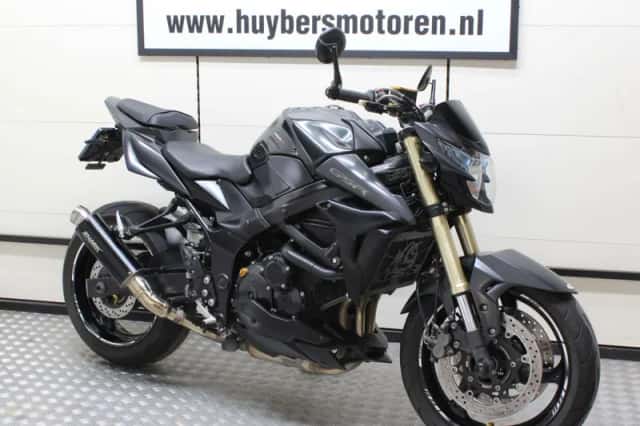 Suzuki GSR750 (2015) thumbnail 1