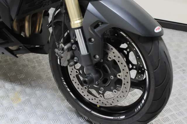 Suzuki GSR750 (2015) thumbnail 2