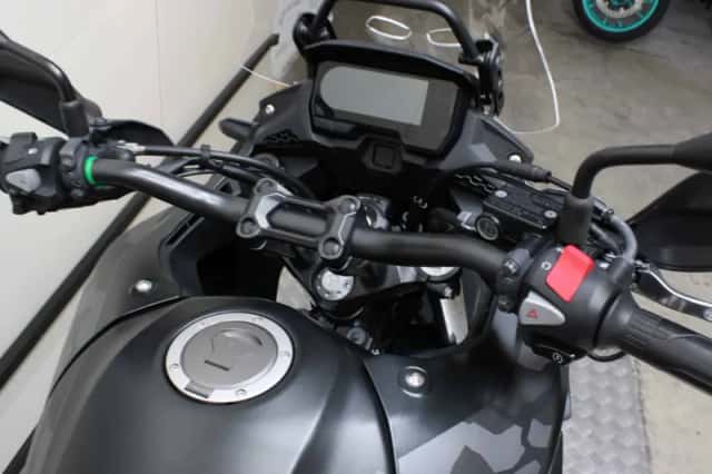 Honda CB500X (2019) thumbnail 4