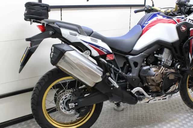 Honda CRF 1000 Africa Twin (2017) thumbnail 3